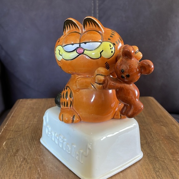 🌎 Enesco Garfield and Pooky ceramic Music Box Figure 1981 Cartoon figurine - Picture 3 of 10